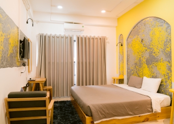 TRĂM NĂM CÔ ĐƠN